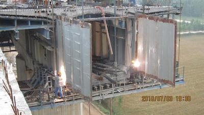 山东鄄城黄河大桥钢腹板焊接